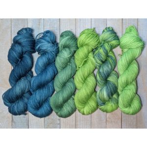 In Stock: Seasonal Greens Serendipity Project Set --  Cozy Worsted